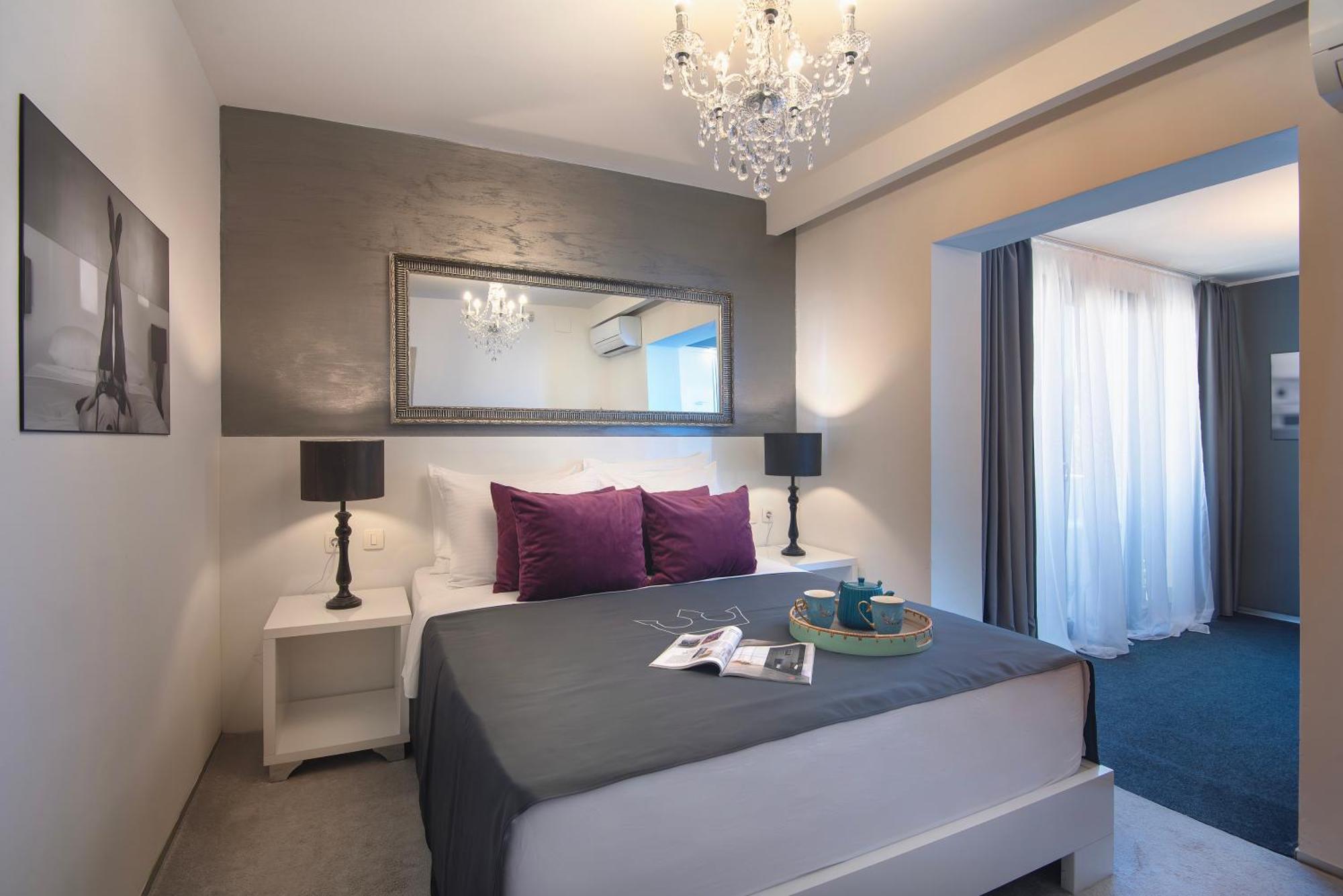 Boutique Hotel Chevalier By Bura Hotels - Adults Only メドゥリン エクステリア 写真