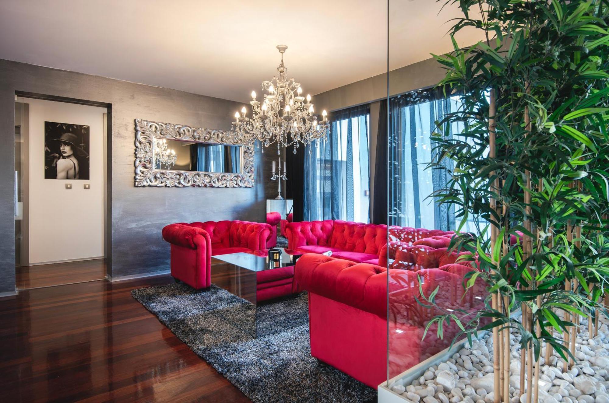 Boutique Hotel Chevalier By Bura Hotels - Adults Only メドゥリン エクステリア 写真