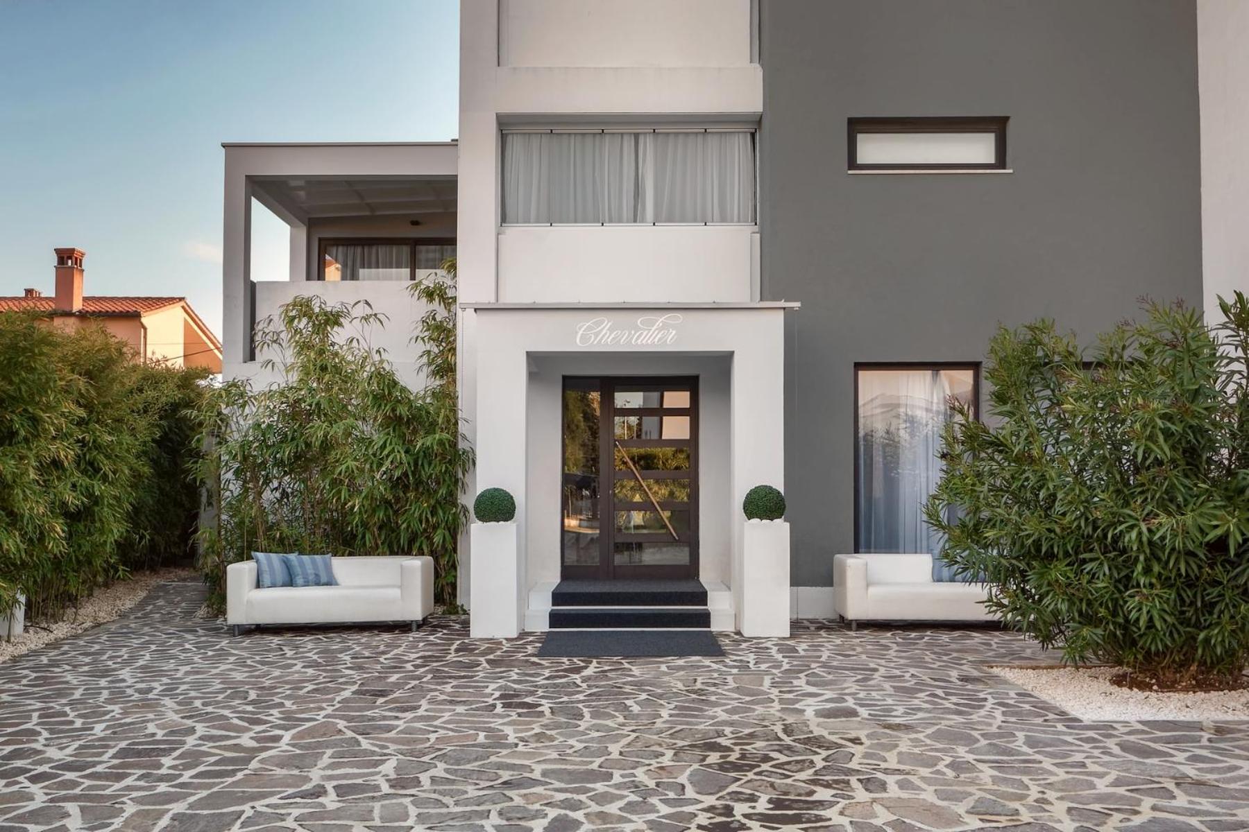 Boutique Hotel Chevalier By Bura Hotels - Adults Only メドゥリン エクステリア 写真